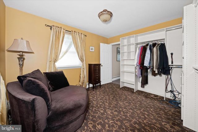 2302 MARSH RD, Wilmington, DE 19810