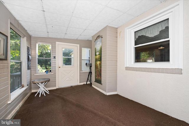 2302 MARSH RD, Wilmington, DE 19810