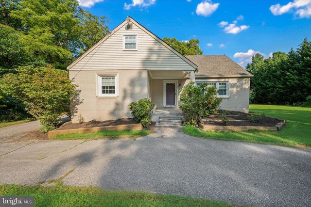 2302 MARSH RD, Wilmington, DE 19810