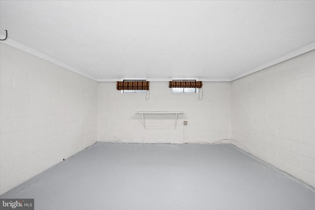 2302 MARSH RD, Wilmington, DE 19810