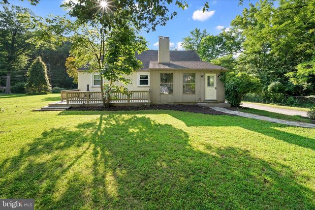 2302 MARSH RD, Wilmington, DE 19810