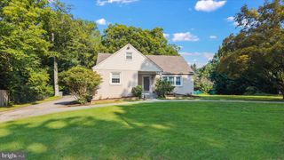 2302 MARSH RD, Wilmington, DE 19810