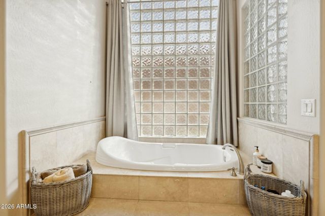 13298 E DEL TIMBRE Drive, Scottsdale, AZ 85259