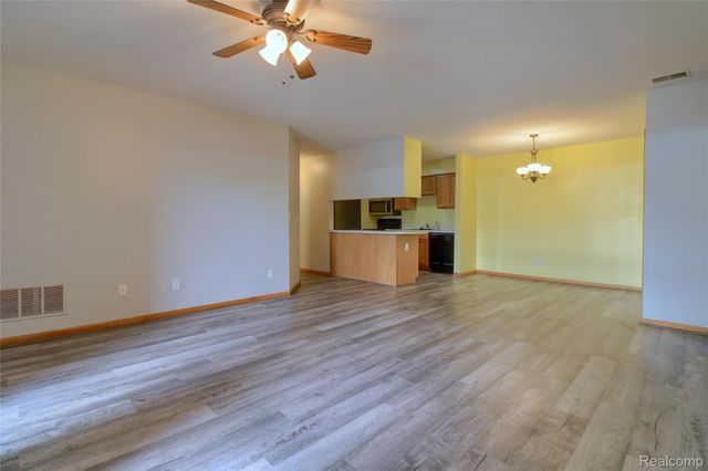 9743 Wildflower Court, Van Buren Charter Township, MI 48111