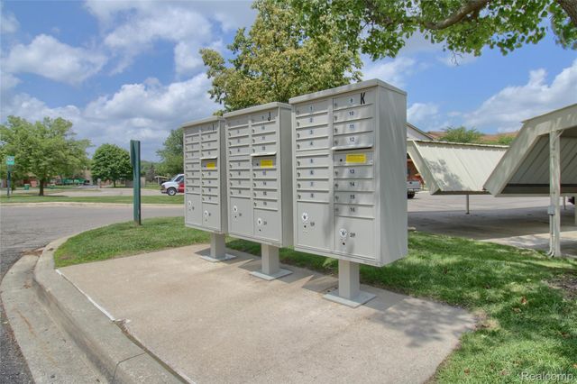 9743 Wildflower Court, Van Buren Charter Township, MI 48111