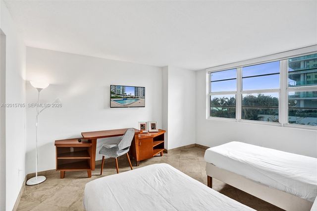 6917 Collins Ave 503, Miami Beach, FL 33141
