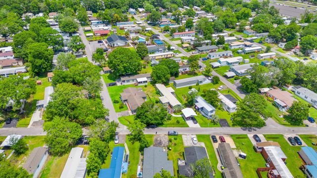 17 Crooked Island Circle, Murrells Inlet, SC 29576
