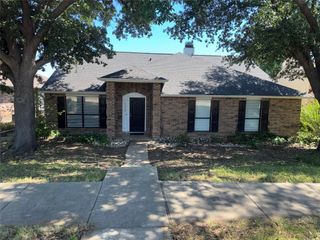 4334 Newton Street, The Colony, TX 75056