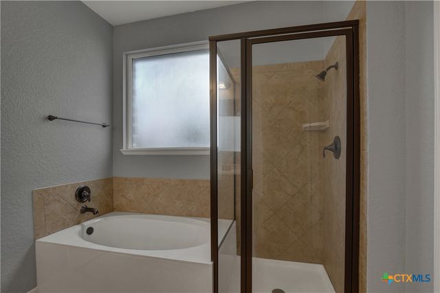 240 Oak Creek Way, New Braunfels, TX 78130