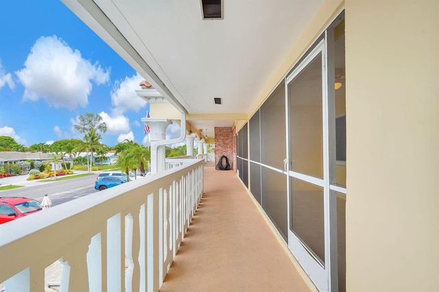 2121 NE 68th Street 209, Fort Lauderdale, FL 33308