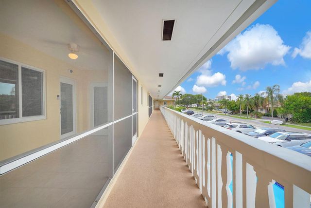 2121 NE 68th Street 209, Fort Lauderdale, FL 33308