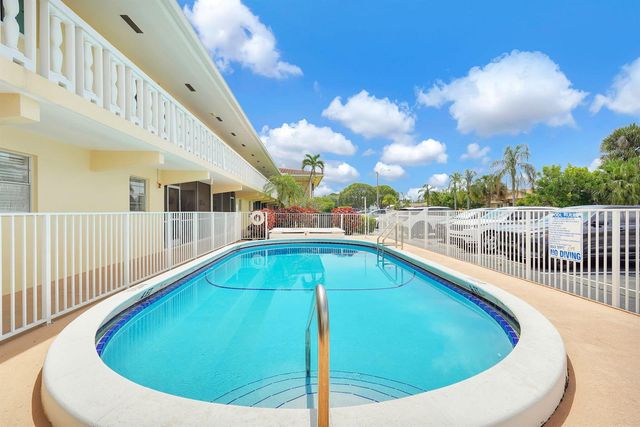2121 NE 68th Street 209, Fort Lauderdale, FL 33308