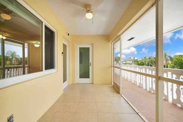 2121 NE 68th Street 209, Fort Lauderdale, FL 33308