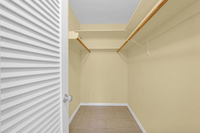 2121 NE 68th Street 209, Fort Lauderdale, FL 33308