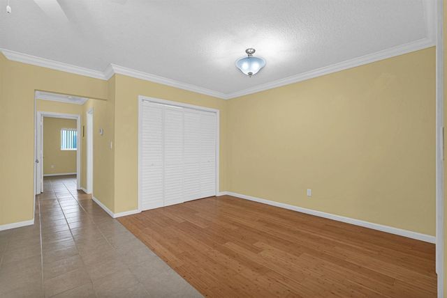 2121 NE 68th Street 209, Fort Lauderdale, FL 33308