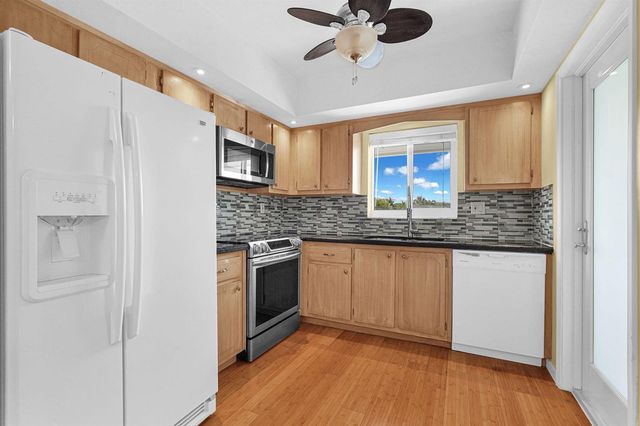 2121 NE 68th Street 209, Fort Lauderdale, FL 33308