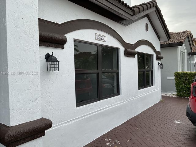 15350 SW 11 ST, Miami, FL 33178