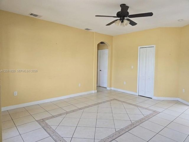 15350 SW 11 ST, Miami, FL 33178