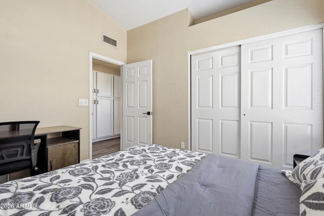 8875 S ASH Avenue, Tempe, AZ 85284