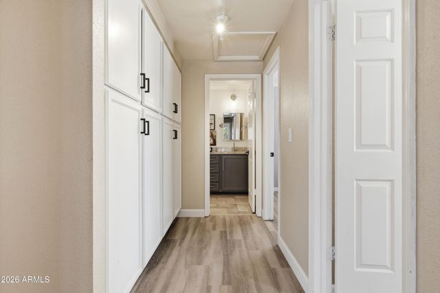 8875 S ASH Avenue, Tempe, AZ 85284