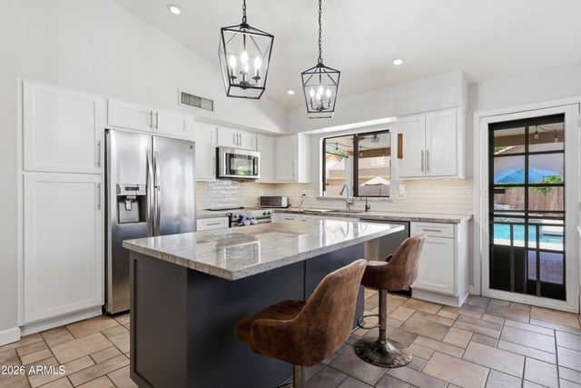 8875 S ASH Avenue, Tempe, AZ 85284