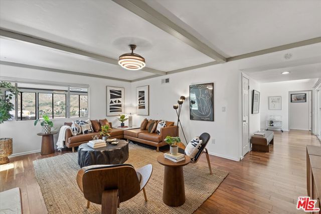 8977 Riderwood Drive, Sunland (los Angeles), CA 91040