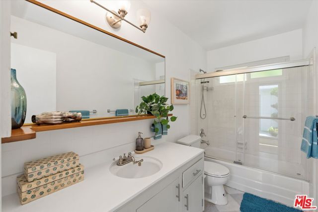 8977 Riderwood Drive, Sunland (los Angeles), CA 91040