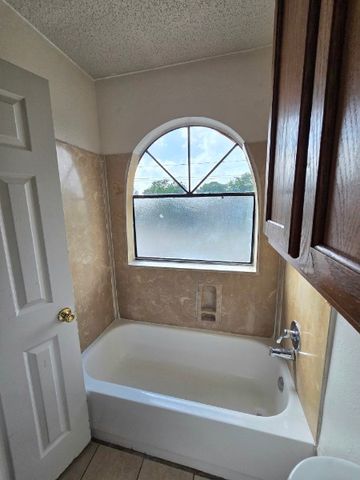 6108 Abrams Road 330, Dallas, TX 75231