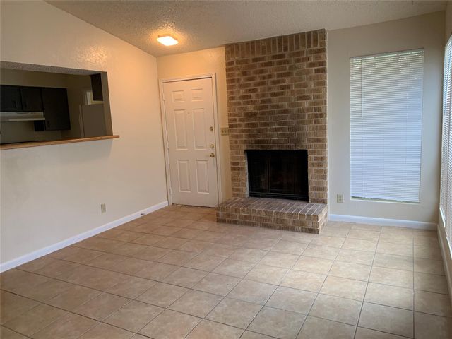 10447 Doc Holliday TRL A, Austin, TX 78753