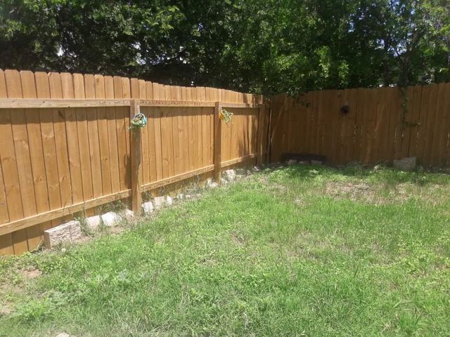 10447 Doc Holliday TRL A, Austin, TX 78753