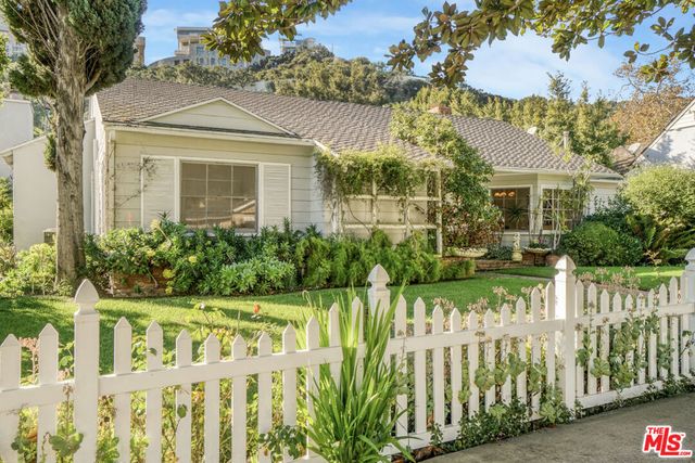 11782 Bellagio Road, Los Angeles, CA 90049