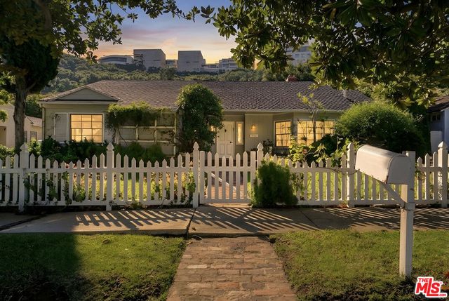 11782 Bellagio Road, Los Angeles, CA 90049