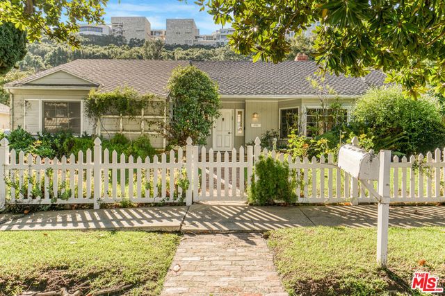 11782 Bellagio Road, Los Angeles, CA 90049