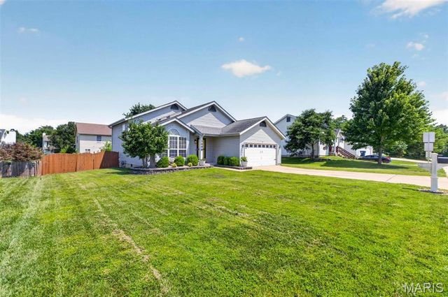 1006 Providence Pointe Drive, Wentzville, MO 63385