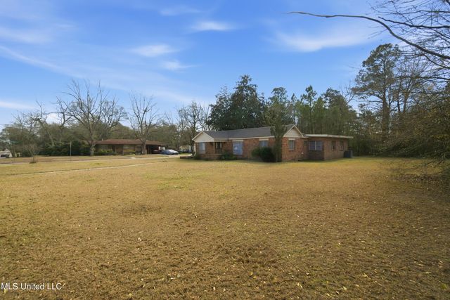 1612 W 7th Street, Hattiesburg, MS 39401