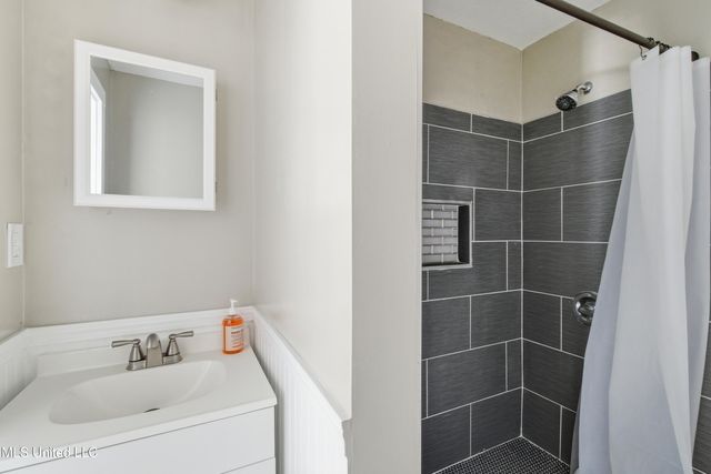 1612 W 7th Street, Hattiesburg, MS 39401