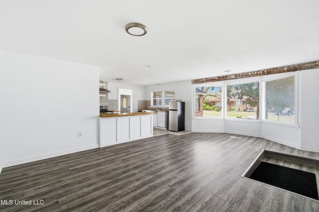 1612 W 7th Street, Hattiesburg, MS 39401