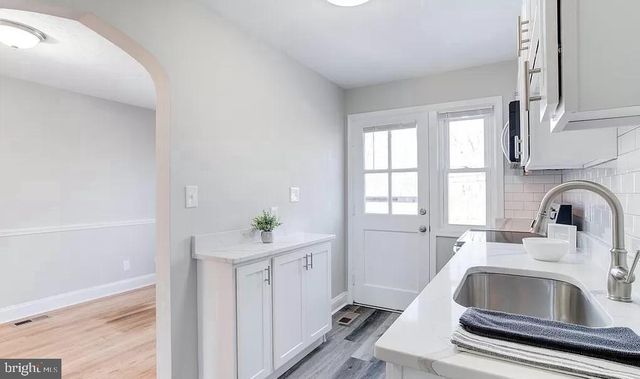 1046 ELM RD, Halethorpe, MD 21227