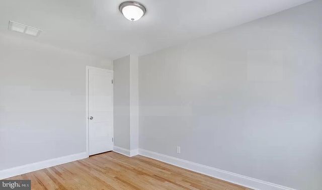 1046 ELM RD, Halethorpe, MD 21227