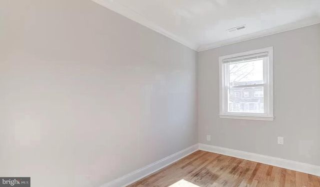 1046 ELM RD, Halethorpe, MD 21227