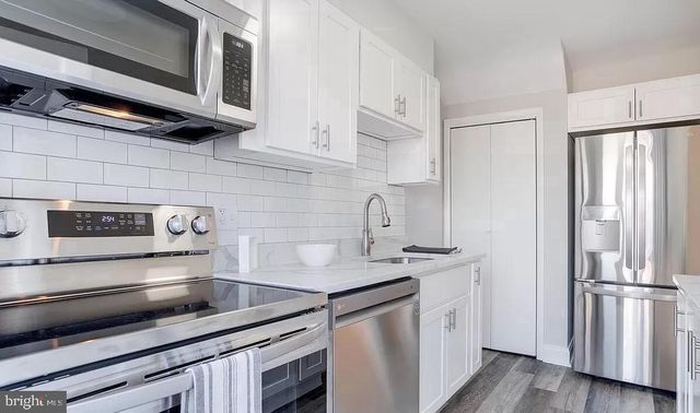 1046 ELM RD, Halethorpe, MD 21227