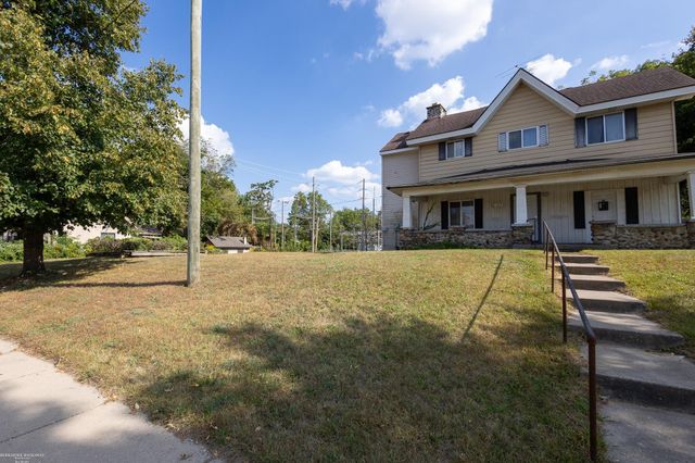 529 Orchard Lake Rd Road, Pontiac, MI 48341