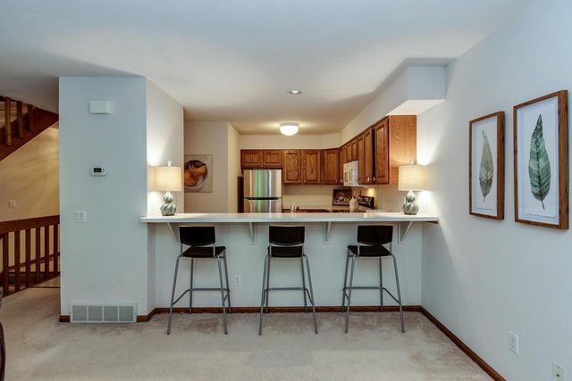 16 Hidden Hollow Trail, Madison, WI 53717