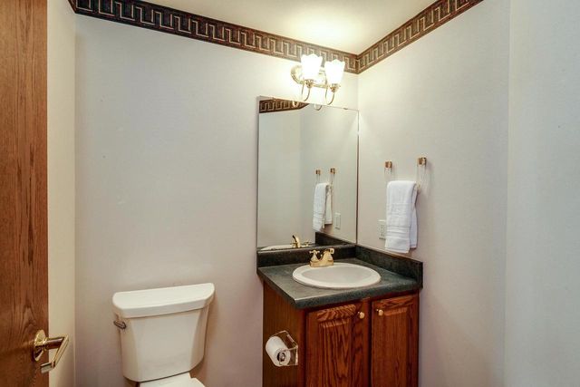 16 Hidden Hollow Trail, Madison, WI 53717