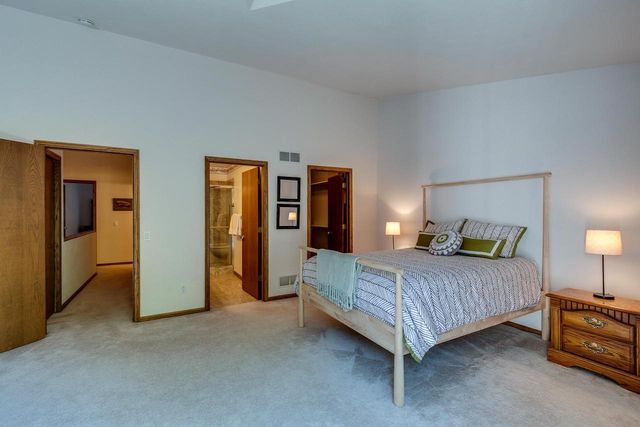 16 Hidden Hollow Trail, Madison, WI 53717