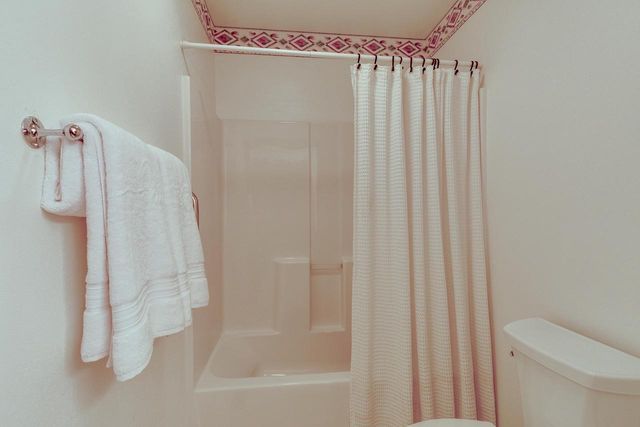 16 Hidden Hollow Trail, Madison, WI 53717