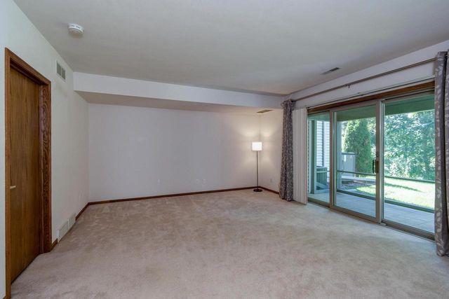 16 Hidden Hollow Trail, Madison, WI 53717