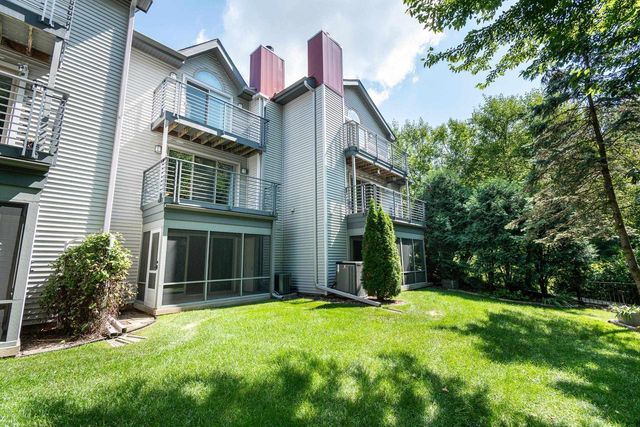 16 Hidden Hollow Trail, Madison, WI 53717