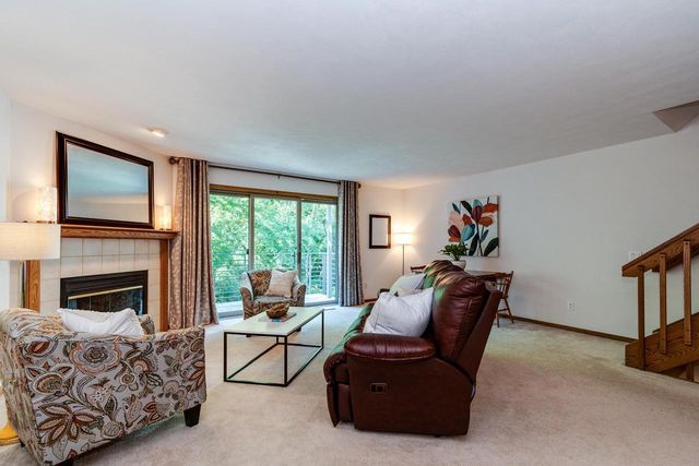 16 Hidden Hollow Trail, Madison, WI 53717