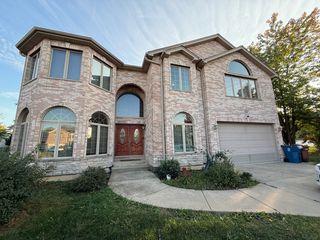 203 Ahmed Court, Glendale Heights, IL 60139